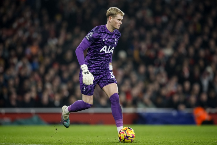 bsport体育-天空体育：西汉姆有意热刺门将金斯基，可能租借球员到本赛季结束